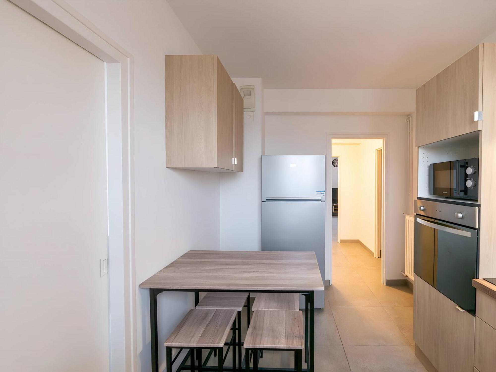 Апартаменти Le Spacieux - Circuit - Parking - 8 Personnes - Reve Au Mans Ле-Ман Екстер'єр фото